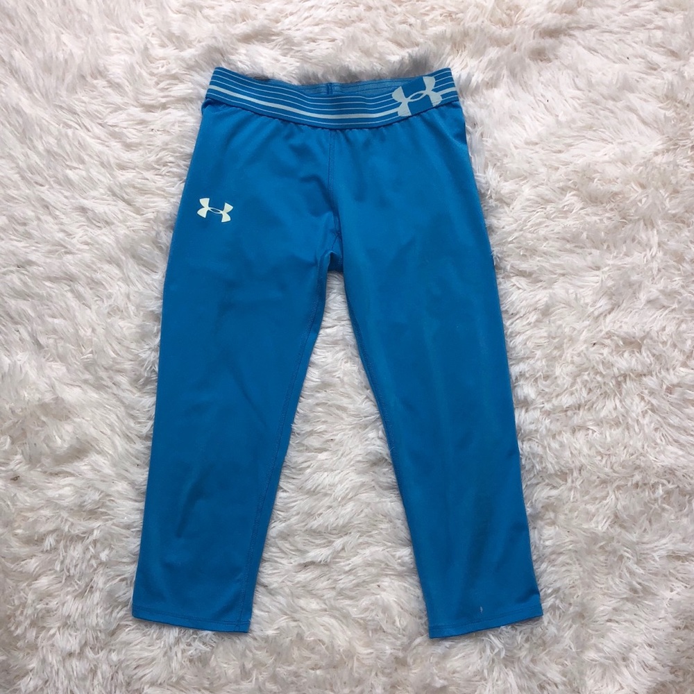 Under Armour workout capris!